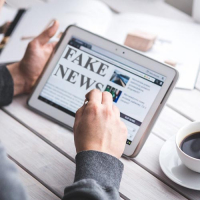 Global Univ: Fake News